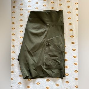 Women’s Firm Support High-waisted 8” Biker Shorts